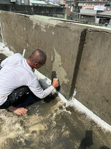 邱勝福 - 填補坑洞