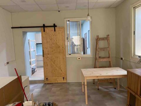 徵丞工程公司 - 室內隔間裝潢
明暗架天花板施作
地板施作 徵丞工程公司 - 室內隔間裝潢
明暗架天花板施作
地板施作