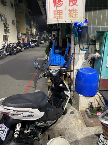 鐵漢專業團隊 - 忙太晚 交車沒人收 那就停好 鑰匙藏好