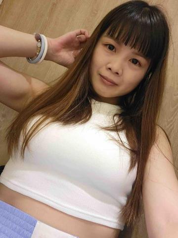 提供台北駕訓教練服務的專家小梨兒