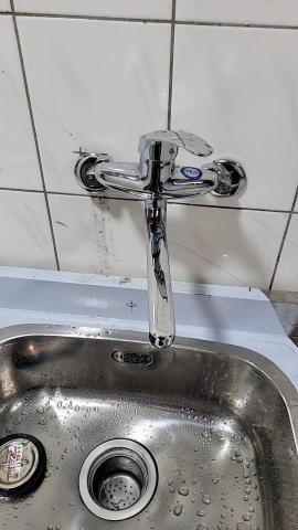 賴德卿 - 安裝水龍頭