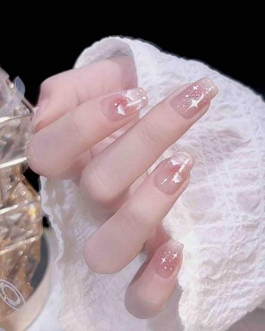 Princess Nail 台中公主美學 - 在雲端上閃爍 Princess Nail 台中公主美學 - 在雲端上閃爍