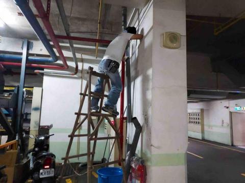 陳志榮 - 排水吊管維修