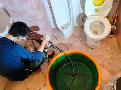 萬通工程行 - 浴室排水孔堵塞疏通
