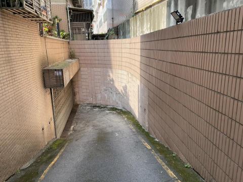 廣明水電工程行-網路部 - 社區探照燈新增