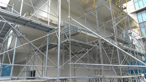 修福除舊 - 台北松山-捷運局10000磅高強度混凝土梁混凝土打除作業-1