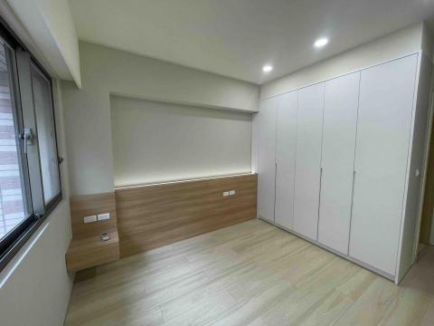 小鴻設計有限公司 - 