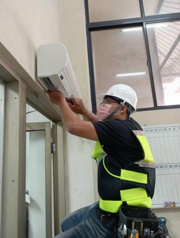 JCC冷氣冷凍專業 - 空氣門安裝