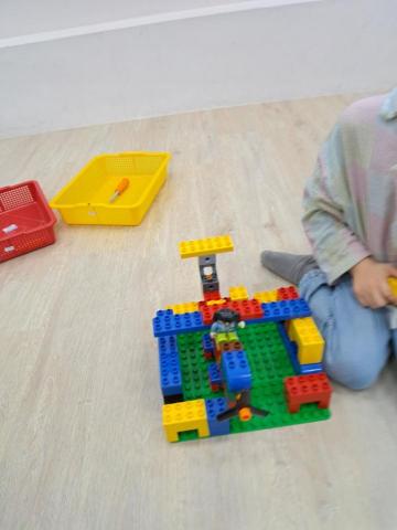 芝芯個人工作室（開放全天接案，預約時段可參考日曆） - 幼兒積木課-飛機