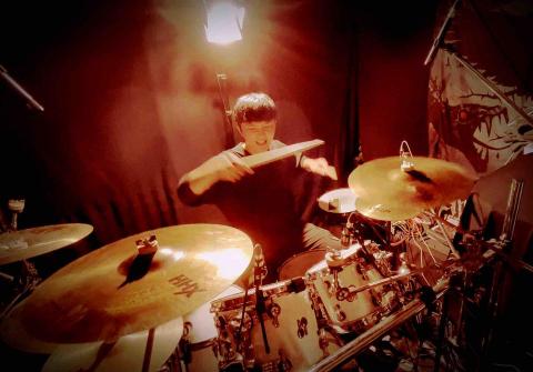 連英智 - 個人鼓照