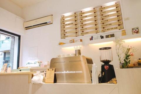  匠心設計 AH Design / 穆達比 Mudabe - 室內商空案: 世貿-咖啡廳 - 完工照