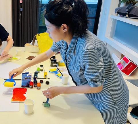 楊楊ＬＩＮＥ：8668922 - 教學現場