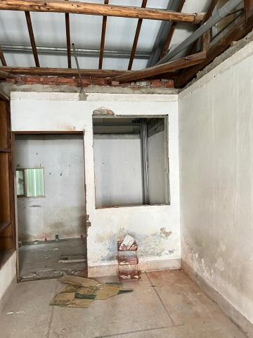 華夏通信工程 - 五權西六街聯鎖咖啡店由本團隊進行網路係統，監視系統，音響系統，專業施工。