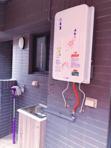 愛王廚具 - 按裝後～完工！