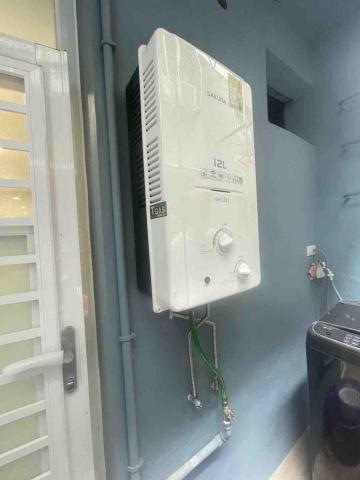 瓦斯器具 衛浴設備 安裝 維修 批發 救火兄弟 - 以更改位置 熱水器上移 瓦斯器具 衛浴設備 安裝 維修 批發 救火兄弟 - 以更改位置 熱水器上移