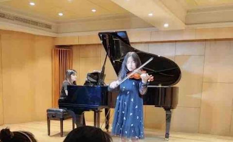 雙北鋼琴/小提琴家教 - 小提琴演奏，師生合奏