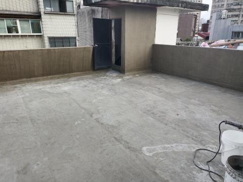 蔣政宏 - 頂樓防水