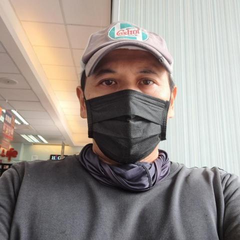 提供缸魚缸服務的專家吳國信