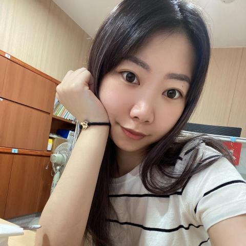 提供Word Excel服務的專家Fei Fei