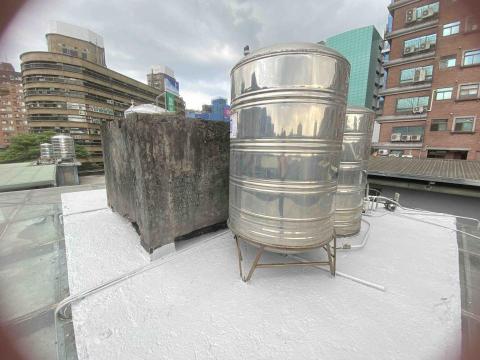 焯凱工程行 - 水塔 - pu防水 完成對比