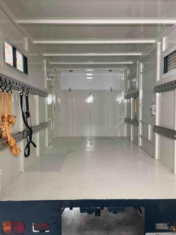 Cat_House Design - 車廂車