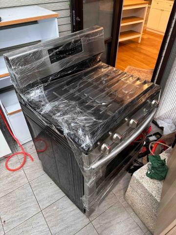 瓦斯器具 衛浴設備 安裝 維修 批發 救火兄弟 - 爐連烤瓦斯管從新配置 瓦斯器具 衛浴設備 安裝 維修 批發 救火兄弟 - 爐連烤瓦斯管從新配置