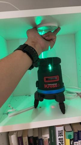 黃文 - 聚光燈（櫃內燈）施工安裝