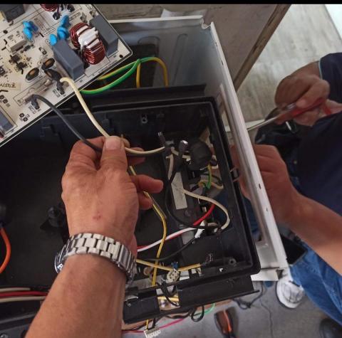 詹宗元 - 電路故障維修 詹宗元 - 電路故障維修