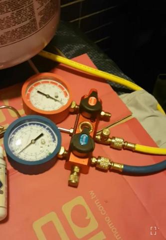 詹宗元 - 空調冷媒靜態壓力及運轉壓力檢測。 詹宗元 - 空調冷媒靜態壓力及運轉壓力檢測。