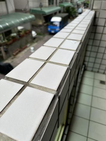 旭哥職人專業清潔 - 清除瓷磚陳年污垢 （完成）