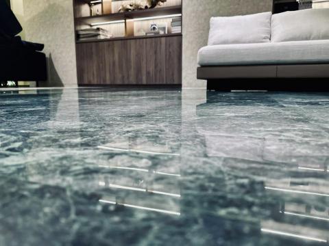 旭哥職人專業清潔 - 商業空間地坪大理石· 研磨、拋光後晶化