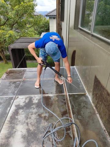 旭哥職人專業清潔 - 透天外牆、玻璃窗 高壓機清洗