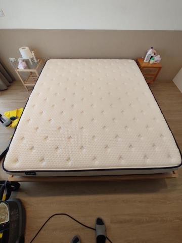 kavin專業清洗沙發床墊 - 專業清洗床墊，預約贈送免費醫療級除蟎服務