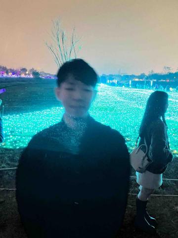 提供指彈服務的專家沈庭蔚