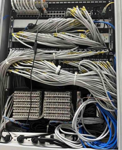 文晨科技 - 網路設備建置