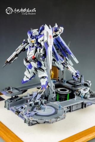 可於頭貼QRcode連結粉專與我聯繫 - 