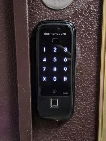 大台北開鎖班 - RL599補助型電子鎖完工照