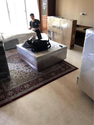 大愛日式專業搬家倉儲公司 - 謹慎小心包裝大型液晶電視