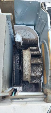 勝裕水電維修行 - 窗型冷氣清洗