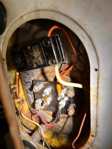 勝裕水電維修行 - 電熱水器 加熱棒更換