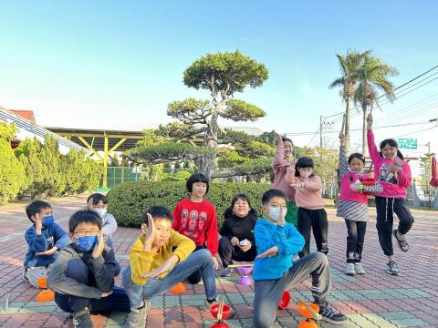 閃鈴寶寶-萌洋扯鈴教學工作室 - 