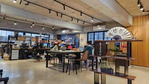 謙豐多元整合行銷股份有限公司 - 產業加速育成基地（一角）