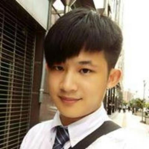 提供羽球規則服務的專家賴威安