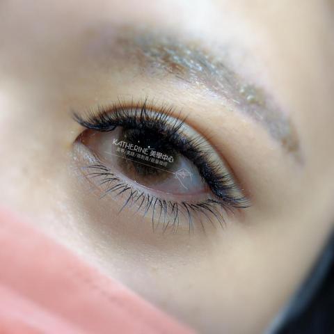 Katherine 美學中心 - 6D美睫（上下睫毛）