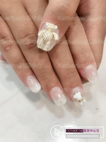 Katherine 美學中心 - 甲片延甲造型