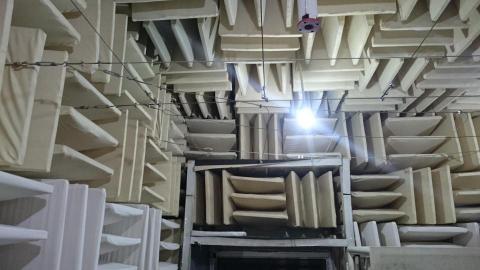 周致立 - 國立海洋大學 隔音門送測