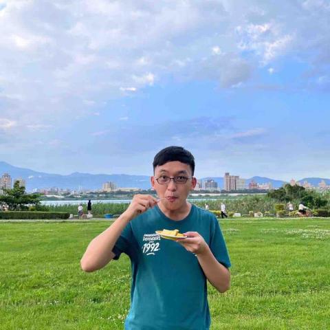 提供動漫a服務的專家白信儒