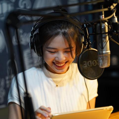 牛步音樂工作室 - 工作照-Podcast錄製 牛步音樂工作室 - 工作照-Podcast錄製