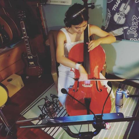 牛步音樂工作室 - 工作照-大提琴錄製 牛步音樂工作室 - 工作照-大提琴錄製