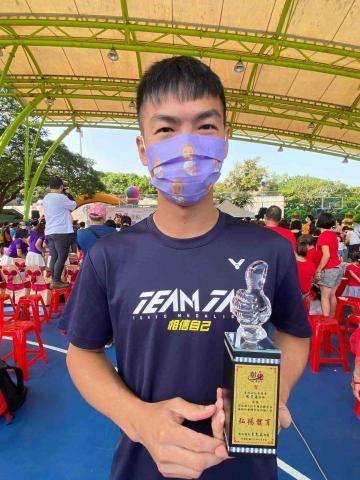 陳旻鑫羽球訓練班(甲組、世界青少年國手、2016中華代表隊) -  陳旻鑫羽球訓練班(甲組、世界青少年國手、2016中華代表隊) -